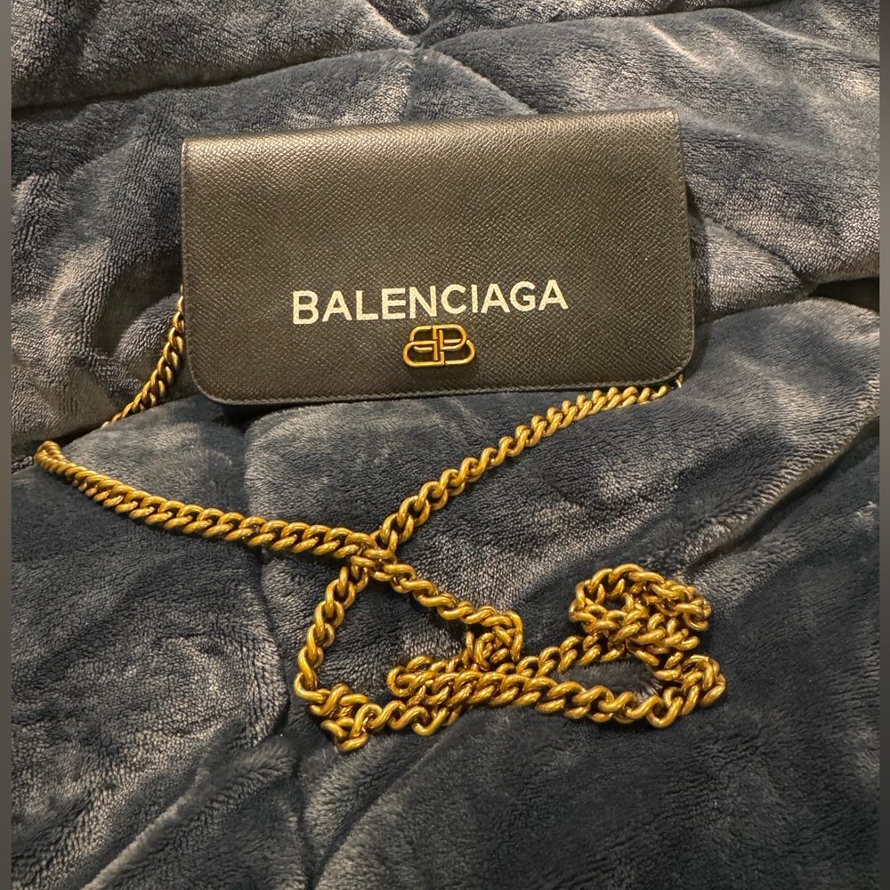 Balenciaga woc on chain